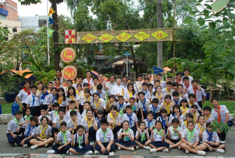 Thiếu nhi Thánh Thể tham dự Trại Hè Đồng Hành – Quyết Tiến 15