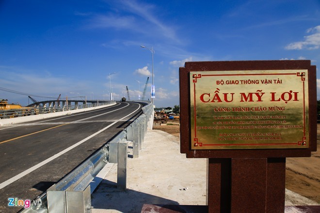 Cây cầu rút ngắn 75 km từ TP HCM về miền Tây
