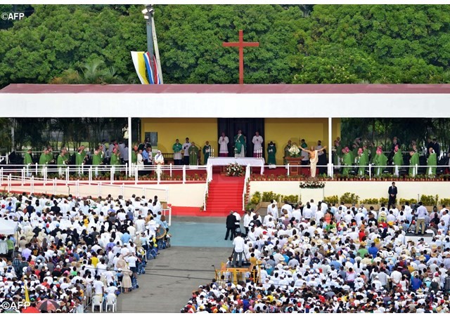 Video: Chặng thứ hai trong chuyến tông du Cuba: Holguín