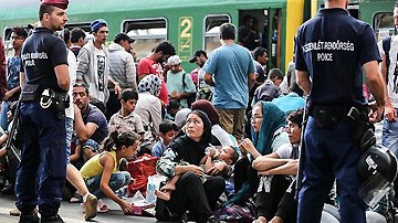 Video: Thế Giới Nhìn Từ Vatican 03/9 – 09/09/2015: Cuộc khủng hoảng người tị nạn tại Âu Châu