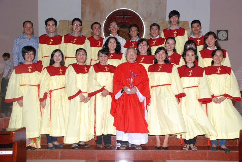 Ca đoàn Cecilia mừng bổn mạng