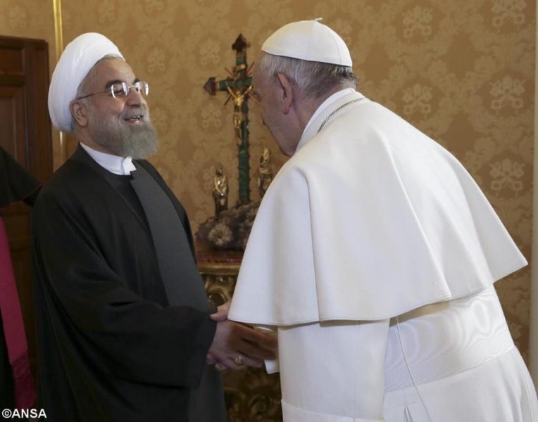 Đức Thánh Cha tiếp kiến Tổng thống Cộng hòa Hồi giáo Iran.