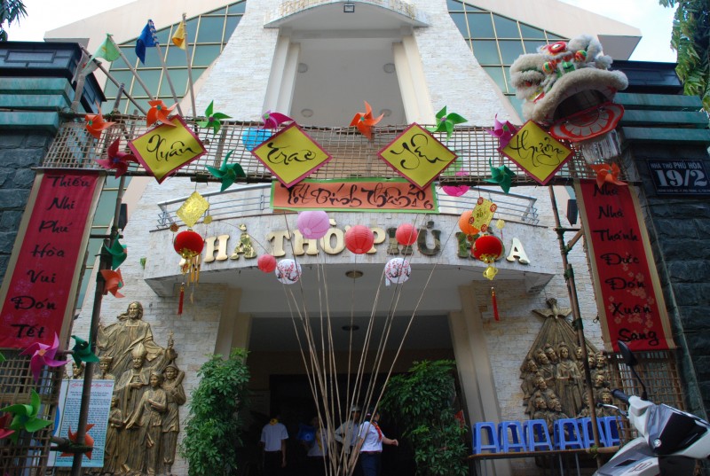 Hội chợ Xuân Trao Yêu Thương 2016