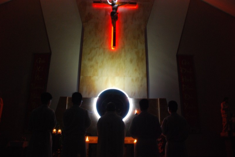 Thánh lễ Kính nhớ Tổ Tiên Ông Bà Cha Mẹ