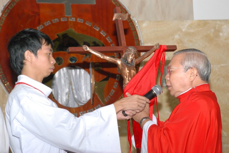 Thứ Sáu Tuần Thánh: Tưởng Niệm Cuộc Thương Khó Chúa Giêsu