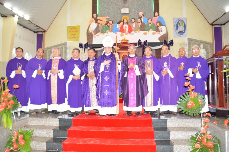 Đức Tổng giám Mục Leopoldo Girelli, Đại Diện Đức Thánh Cha Thăm Mục Vụ Giáo xứ Bình Đại