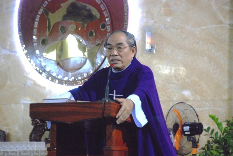 Giáo Xứ Phú Hòa  Tĩnh tâm mùa chay ngày thứ nhất