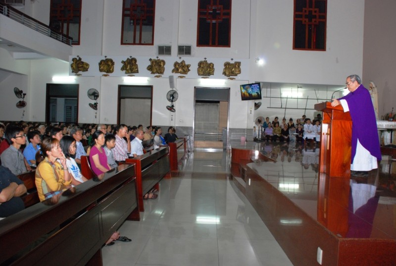 Giáo xứ: Tĩnh Tâm Mùa Chay Thánh