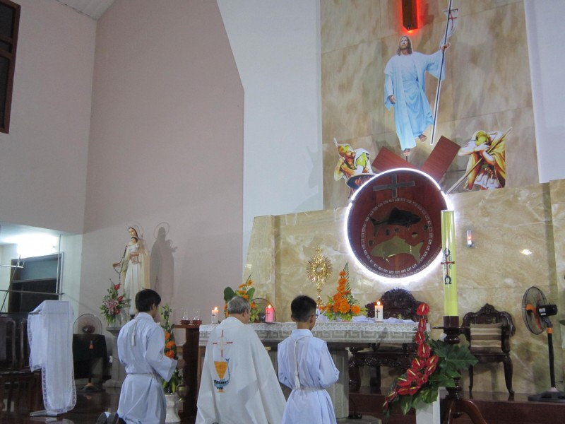 GIỜ CẦU NGUYỆN LÒNG THƯƠNG XÓT