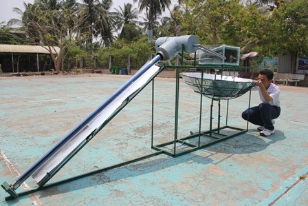Nam sinh lớp 11 chế máy chưng cất nước mặn thành nước ngọt cho vùng hạn - mặn