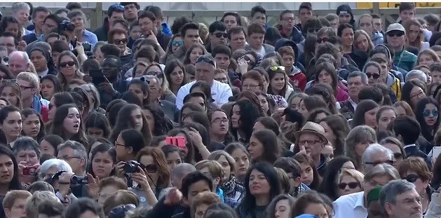 Video: Triều Yết Đức Thánh Cha 30/03/2016: Chúng ta tất cả đều cần đến ơn tha thứ của Thiên Chúa