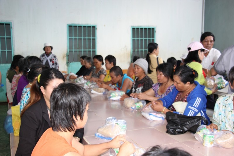 Giáo xứ làm từ thiện tại Lâm Đồng