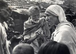 KHIÊM NHƯỜNG PHỤC VỤ    