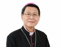 ĐGM Phêrô Nguyễn Văn Khảm nói về Quốc vụ viện Truyền Thông