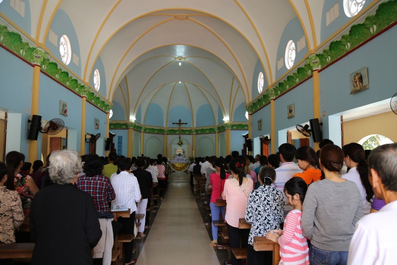 HÀNH HƯƠNG ĐỨC MẸ LA MÃ 13 THÁNG 7