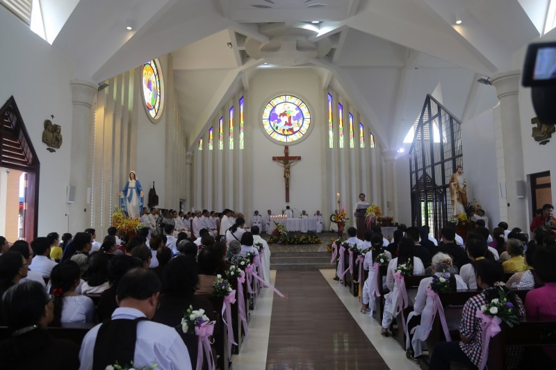 THÁNH LỄ VÀ NGHI THỨC CUNG HIẾN NHÀ NGUYỆN ĐAN VIỆN CÁT MINH PHÚ CƯỜNG