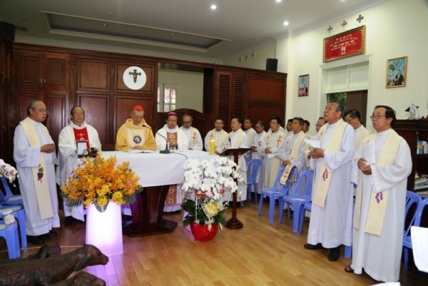 Đường dây Tông truyền của Giáo hội tại Sài Gòn