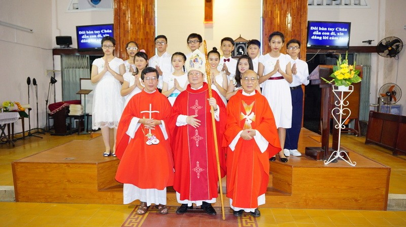 Giáo xứ Thánh Giuse: Hồng ân Chúa Thánh Thần