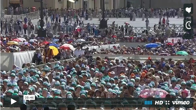 Video ĐTC cùng tín hữu lần hạt Mân Côi cầu nguyện cho các nạn nhân trận động đất tại miền trung Italia