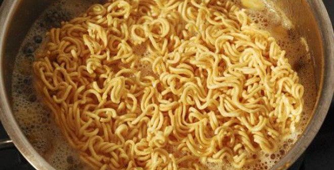 9 món ăn “tắm” phụ gia độc nhất mẹ chớ cho con ăn kẻo có hại