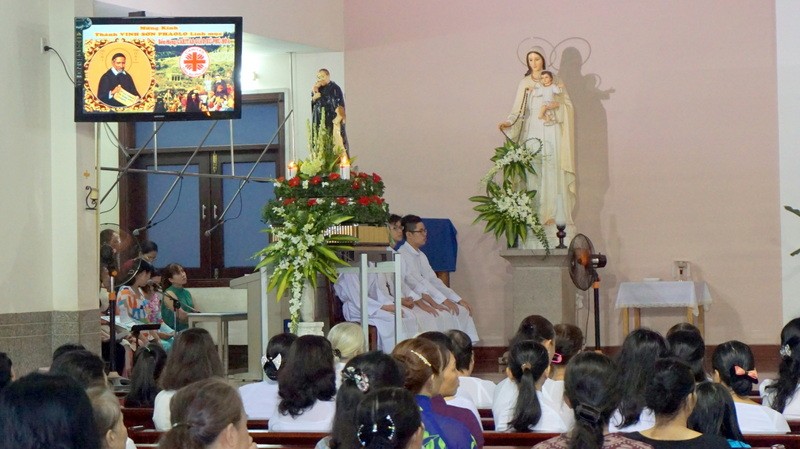 Ban Caritas mừng bổn mạng