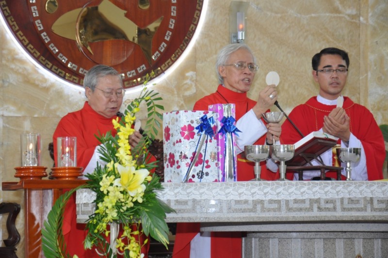 Thánh lễ kính Hai Thánh Cosma và Đamianô