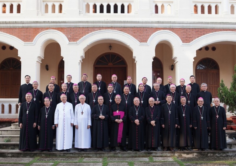 117 VỊ GIÁM MỤC NGƯỜI VIỆT NAM QUA CÁC THỜI KỲ CỦA ĐẤT NƯỚC