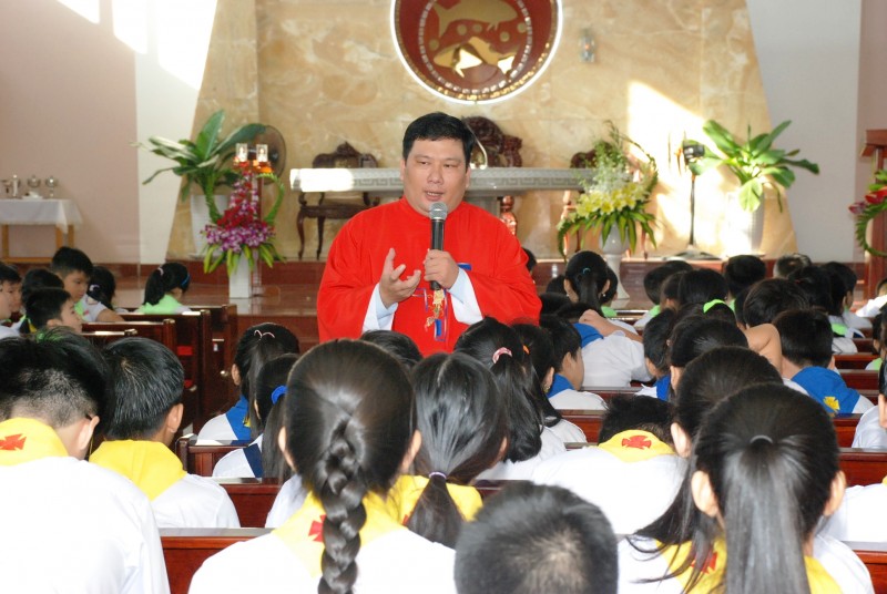 Lễ Thiếu Nhi Mừng Kính Các Thánh Tử Đạo Việt Nam