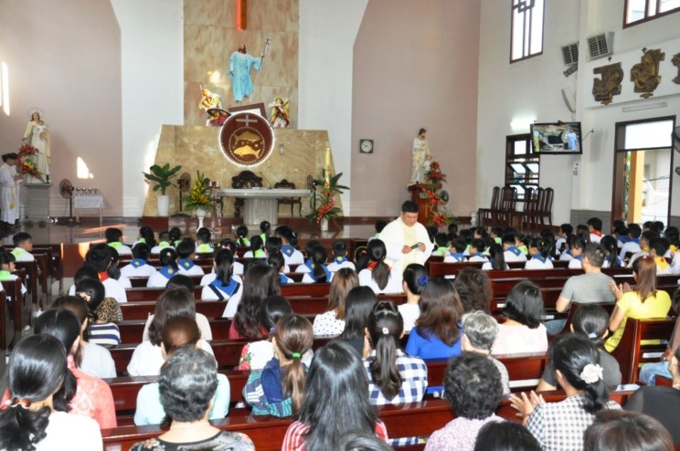 Thánh  lễ Phục Sinh  dành cho thiếu nhi