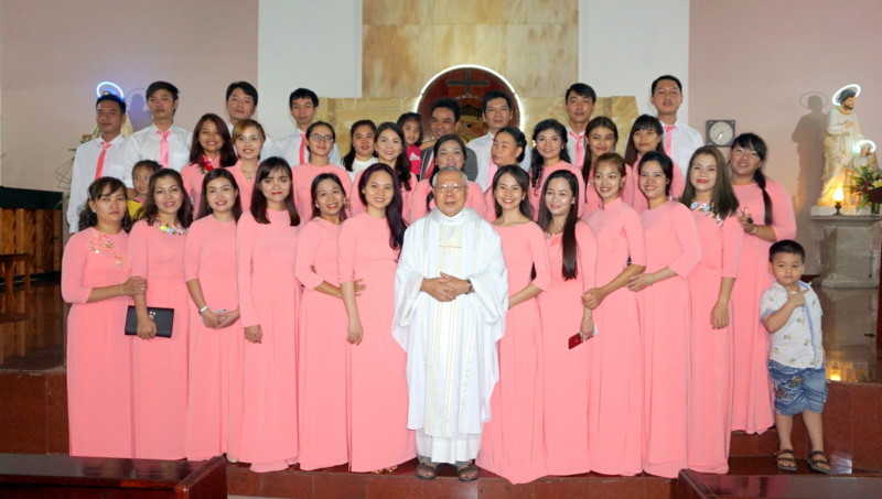 Ca đoàn Gioan Baotixita mừng bổn mạng