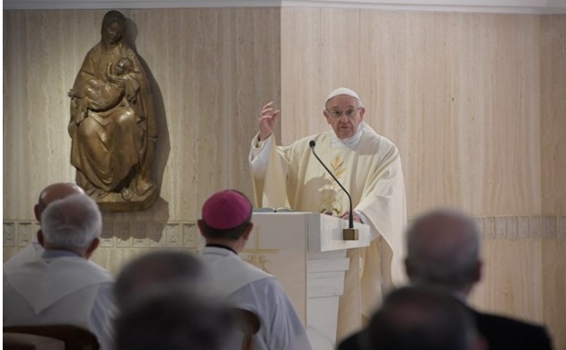 Không cần bói toán, vì chúng ta bước đi trong sự ngạc nhiên