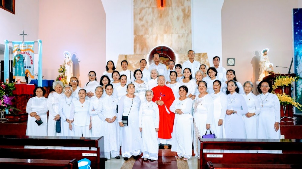 Huynh đoàn Đa-Minh mừng Bổn Mạng