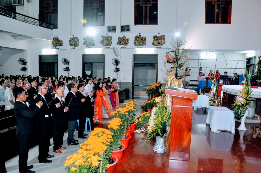 Thánh lễ Giao Thừa  đón Xuân Mậu Tuất