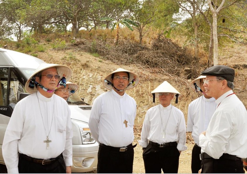 CUỘC ĐỜI ĐỨC TỔNG PHAOLÔ VÀ CHUYỆN TÌNH VỚI MẸ