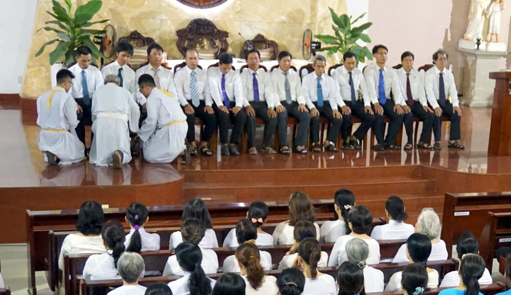 Thánh Lễ Rửa Chân