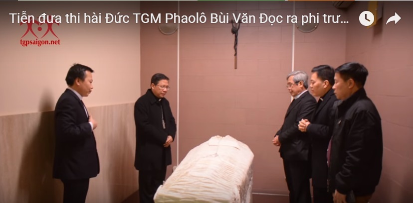 Tiễn đưa thi hài Đức TGM Phaolô Bùi Văn Đọc ra phi trường Fiumicino