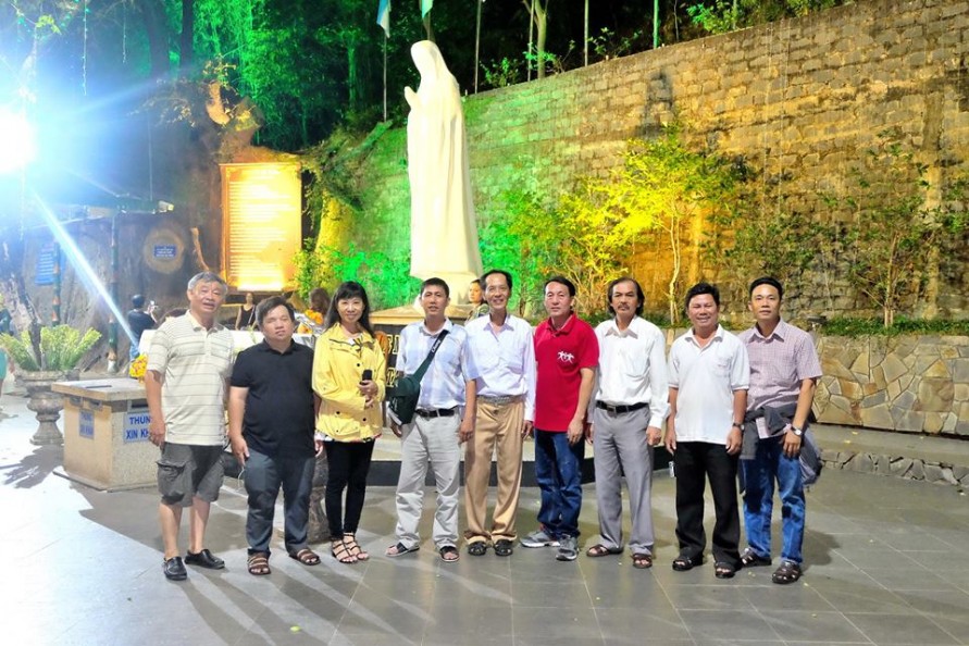 Truyền thông Giáo hạt Phú Thọ : Xin Chúa ban thêm rượu Cana