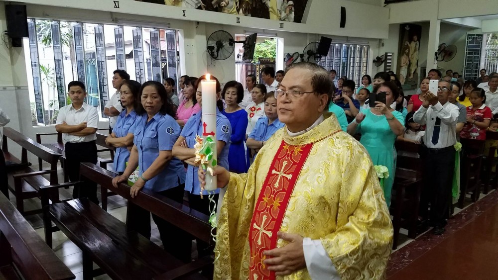 GIÁO XỨ SAO MAI : MỪNG KỶ NIỆM 45 NĂM HỒNG ÂN THÁNH CHỨC LINH MỤC CỦA CHA CHÁNH XỨ ĐAMINH ĐINH VĂN VÃNG