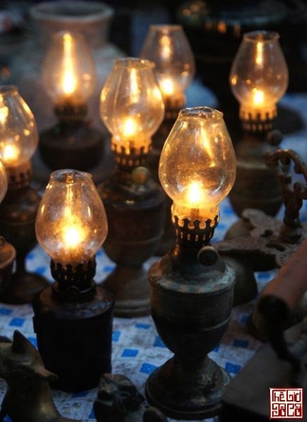 Câu chuyện về những chiếc đèn cổ Việt Nam