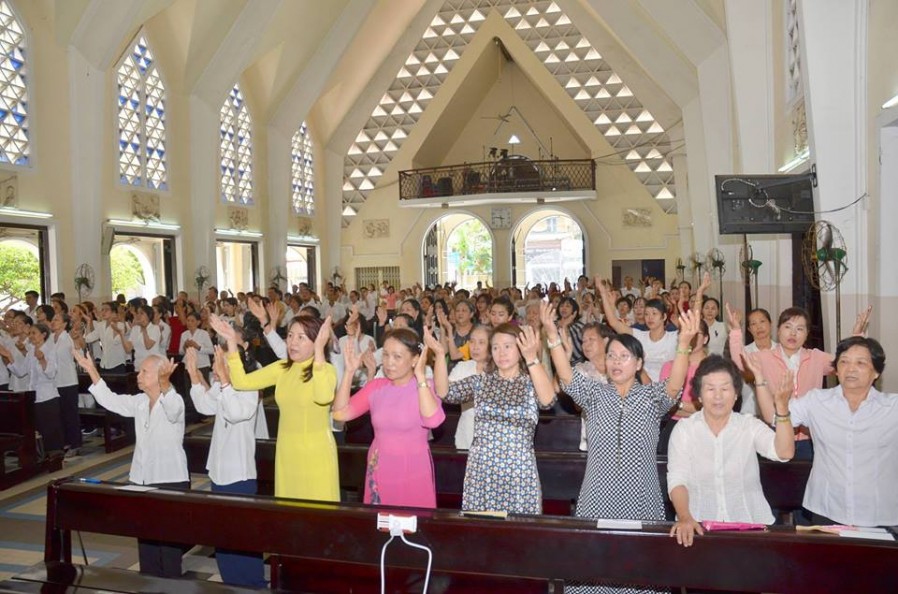 NHÓM THÁNH KINH CẦU NGUYỆN SÀI GÒN MỪNG BỔN MẠNG