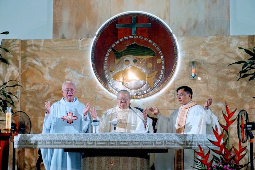 Mừng kính Thánh Antôn Pađôva: Bổn mạng cha sở Phú Hòa