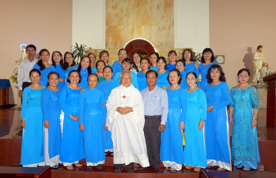 Lễ Thánh Gioakim và Anna:  Bổn mạng Ban hát Các Bà Mẹ Công Giáo