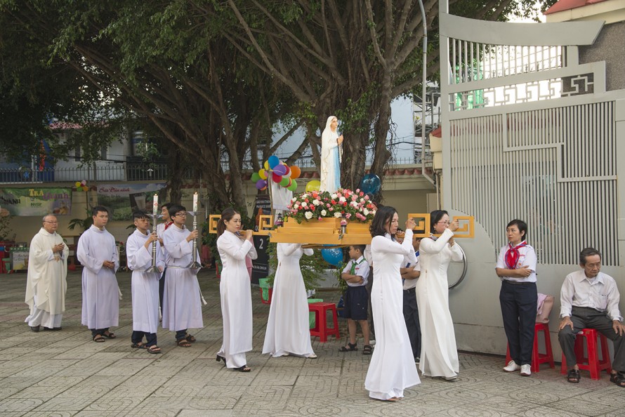 Gx. Bình Thới: Mừng Lễ Đức Mẹ Mân Côi Bổn Mạng Giáo Xứ.