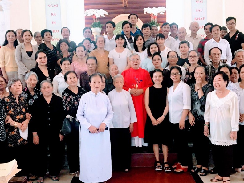 Cộng đoàn giáo xứ hành hương Ba Giồng Năm Thánh 2018