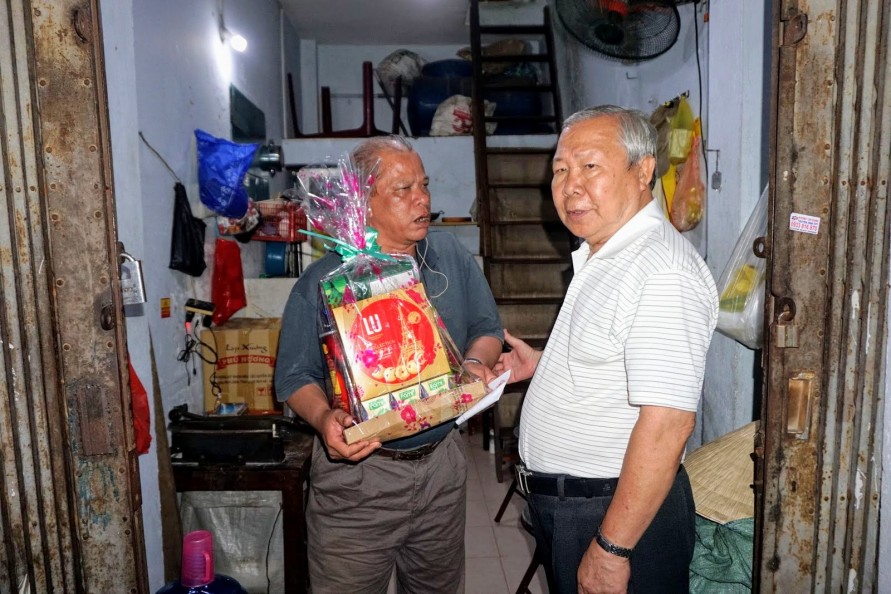 GẶP GỠ  SẺ CHIA