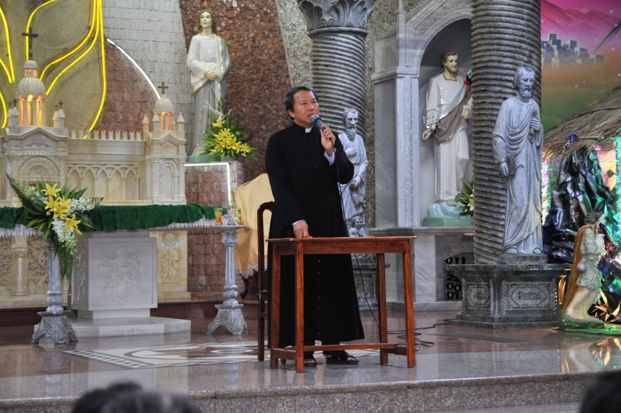 HOÀNG MAI : LỄ KHAI GIẢNG NIÊN KHÓA MỚI