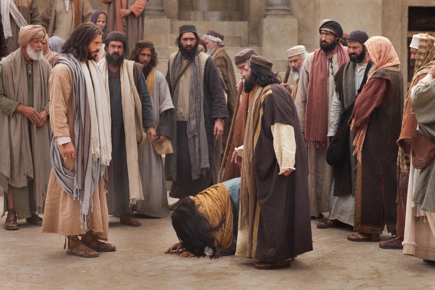 Thứ Hai tuần 5 Mùa Chay