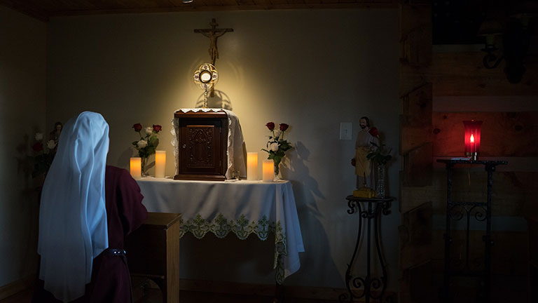 Cử hành sáng kiến 24 giờ cho Chúa 20-21/3/2020 dành cho những người không thể đến nhà thờ