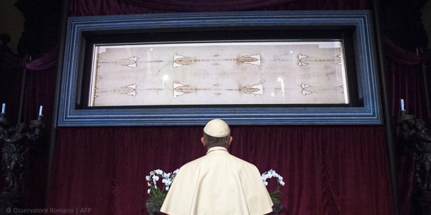 Đức Giáo hoàng cảm ơn Đức TGM Torino vì việc phát trực tiếp Tấm Khăn Liệm