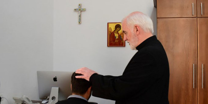 Có thật là có “quỷ nhập” và “trừ quỷ”?